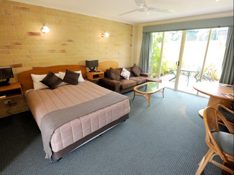 Caboolture Riverlakes Boutique Motel Exterior photo