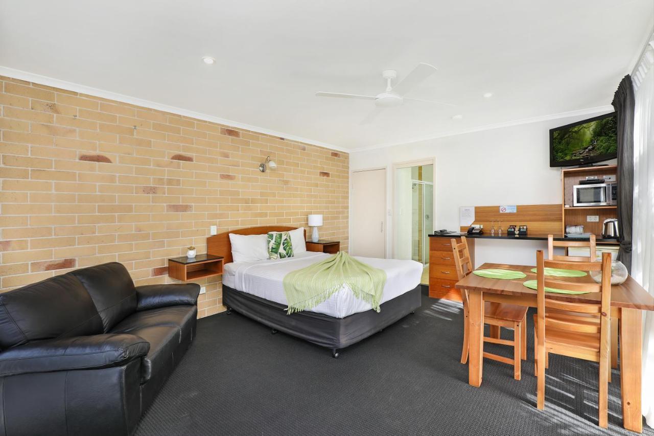 Caboolture Riverlakes Boutique Motel Exterior photo